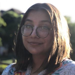 Meet your Posher, Julia